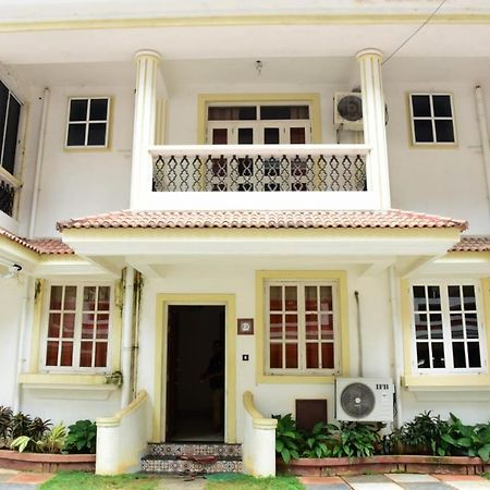 Cliff Heaven 2 Bhk Ac Apartment Orlim Bagian luar foto